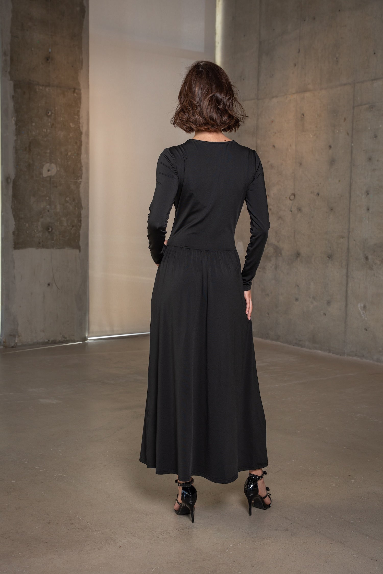 Paloma Maxi Dress-Black