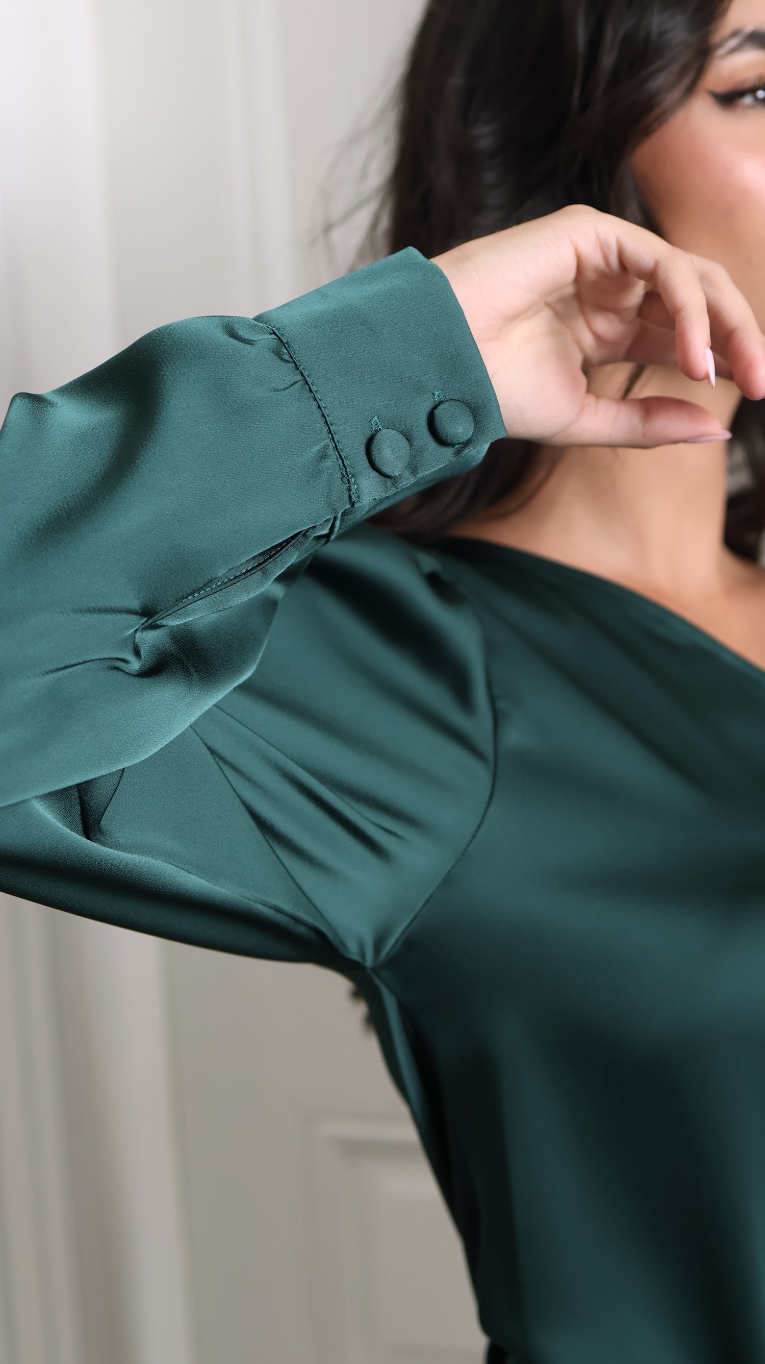 Asymmetric Satin Top Green Bouteille