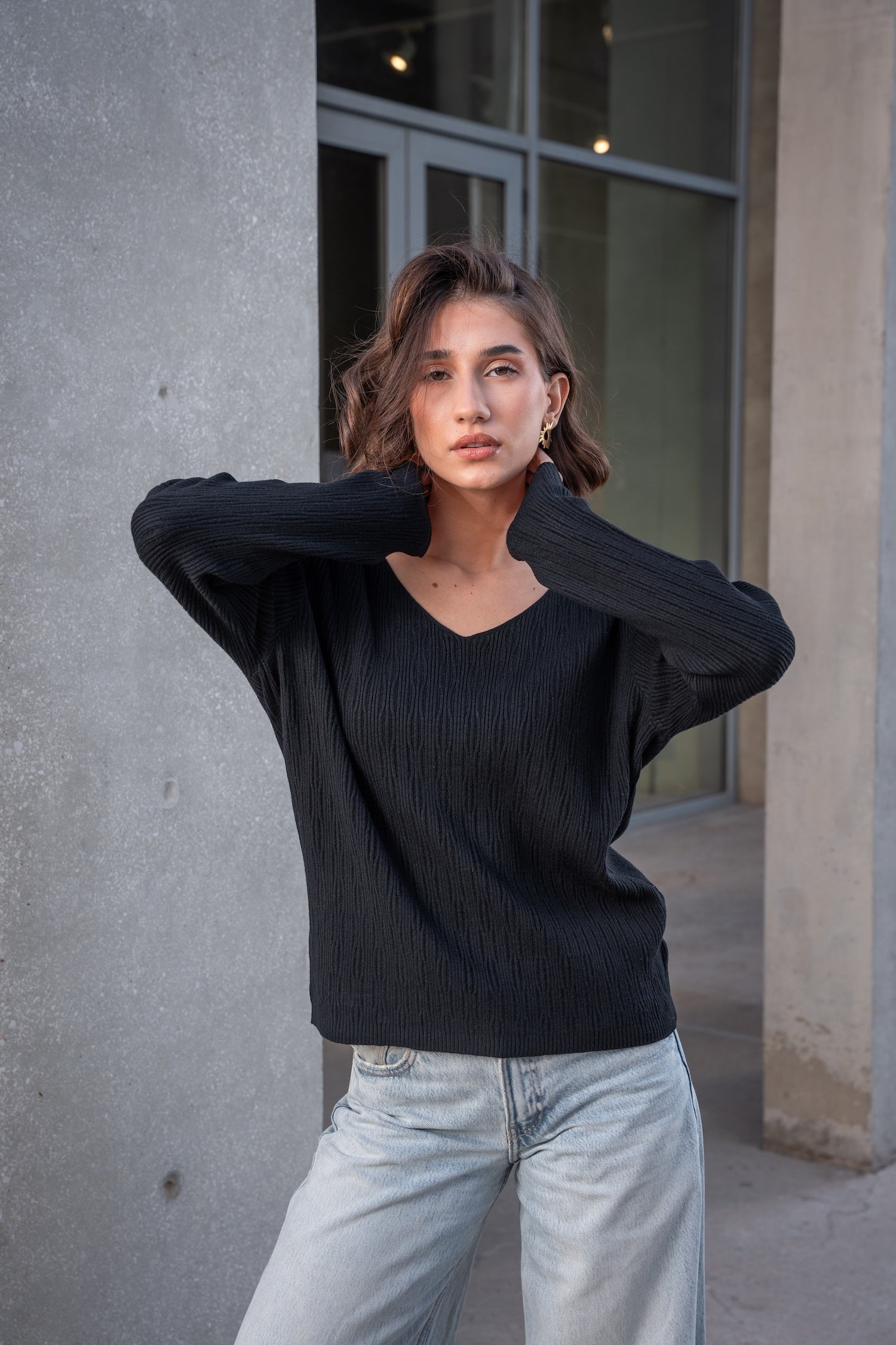 V-Neck Knit Jumper-Black