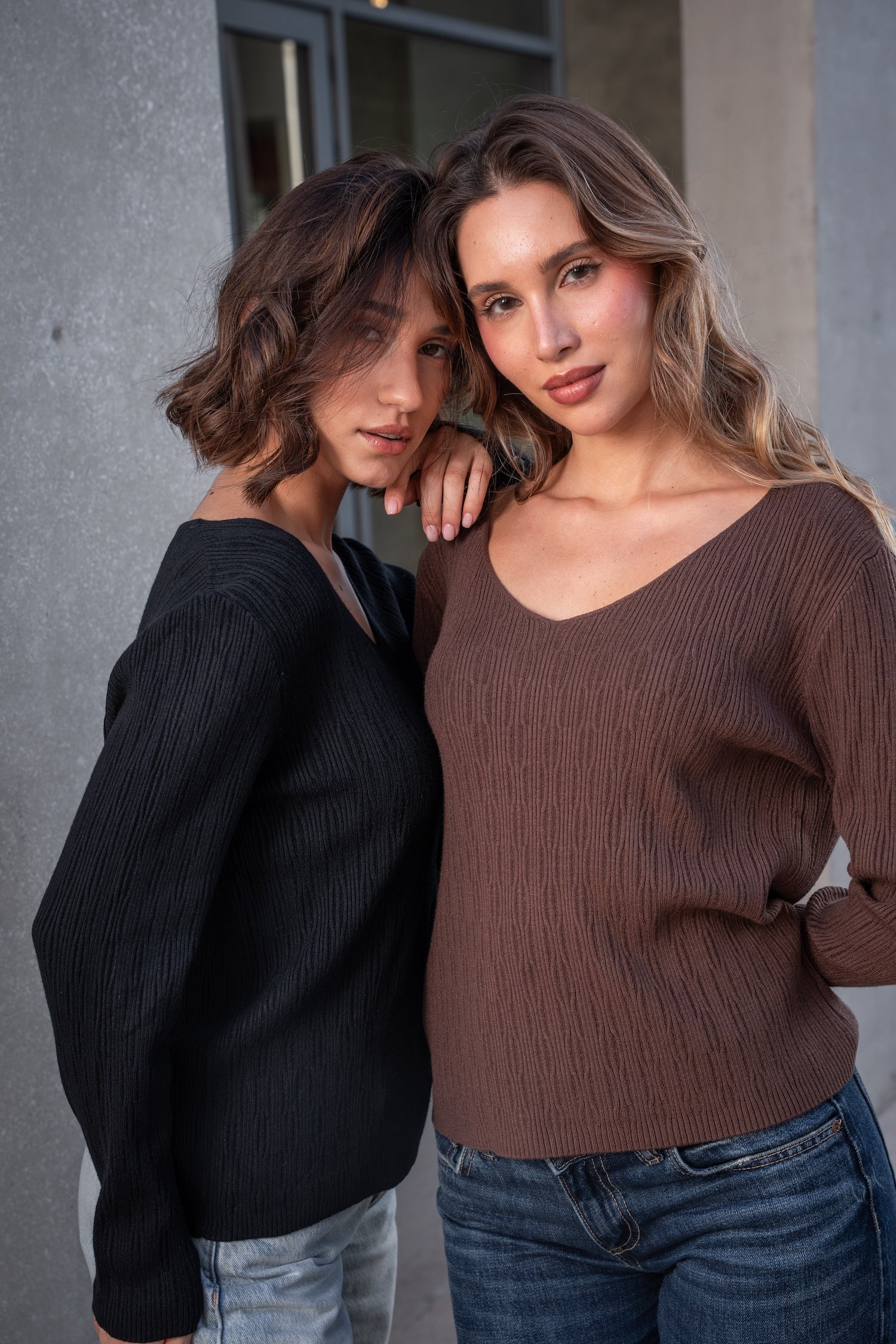 V-Neck Knit Jumper-Brown