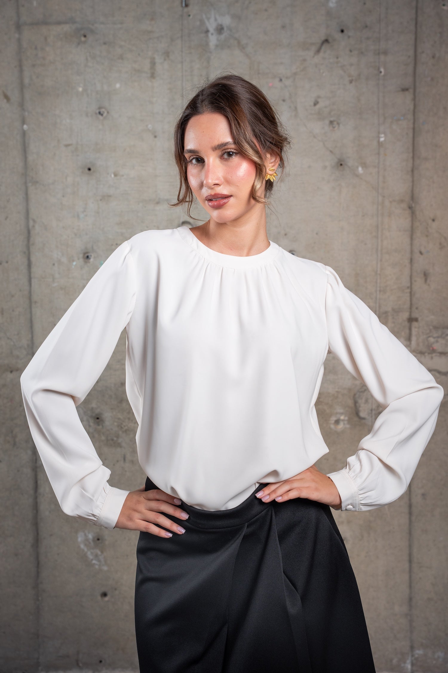 Angel Round Neck Top-Off White