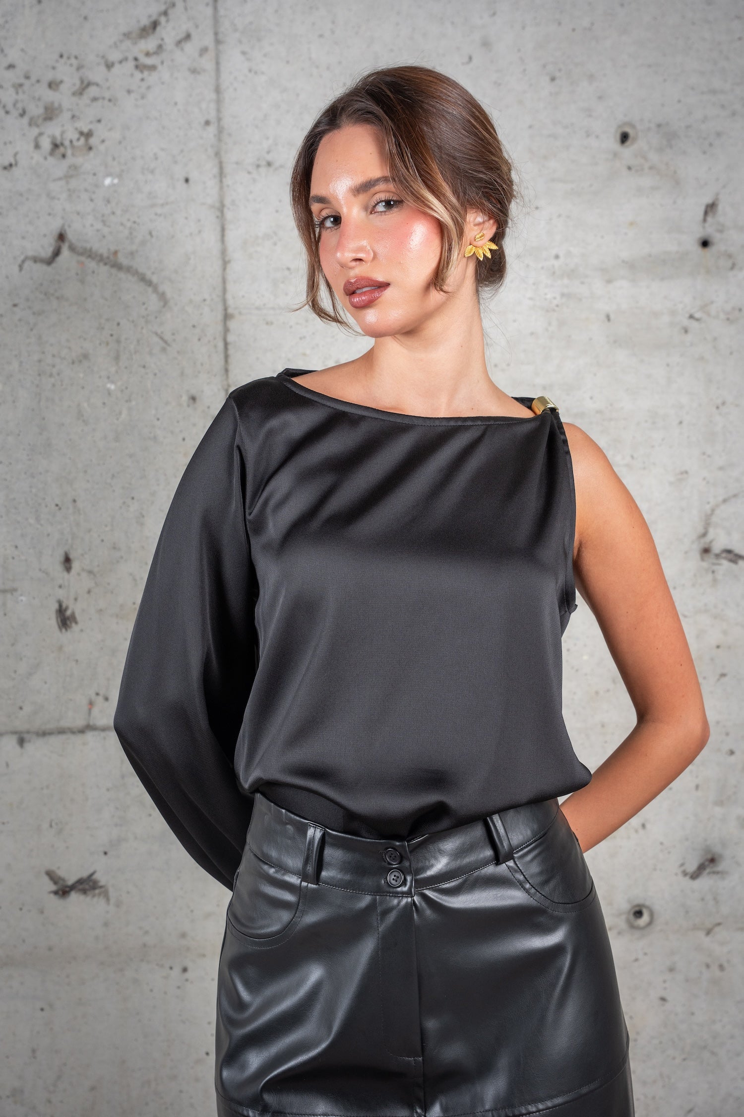 Nella One Sleeve Top-Black