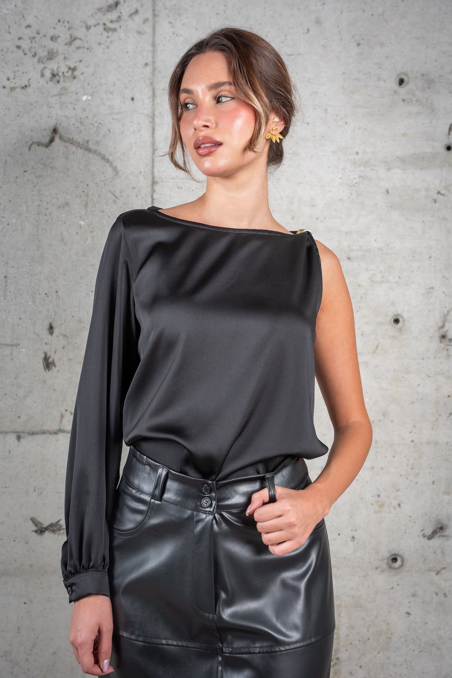 Nella One Sleeve Top-Black