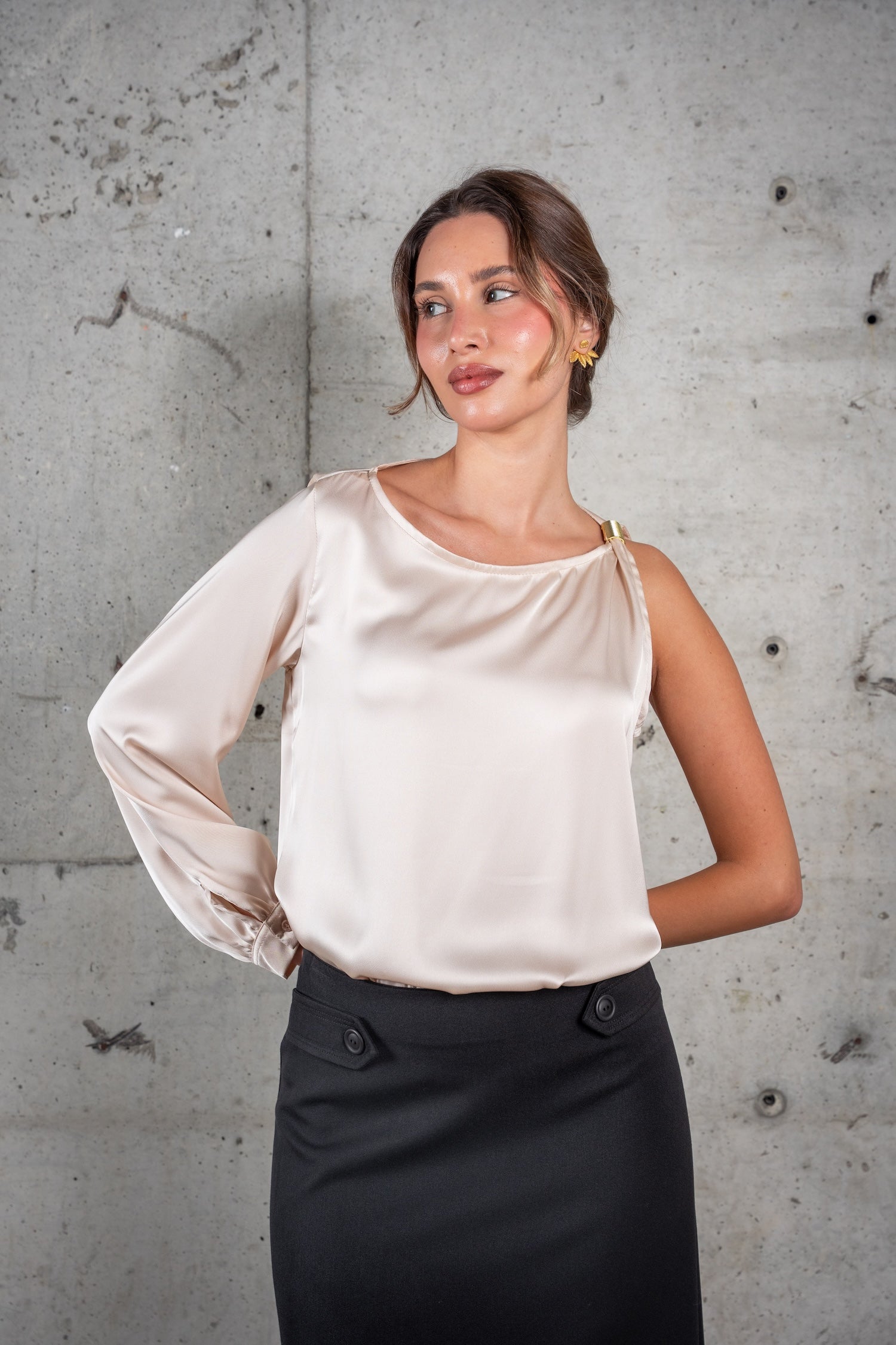 Nella One Sleeve Top-Sand
