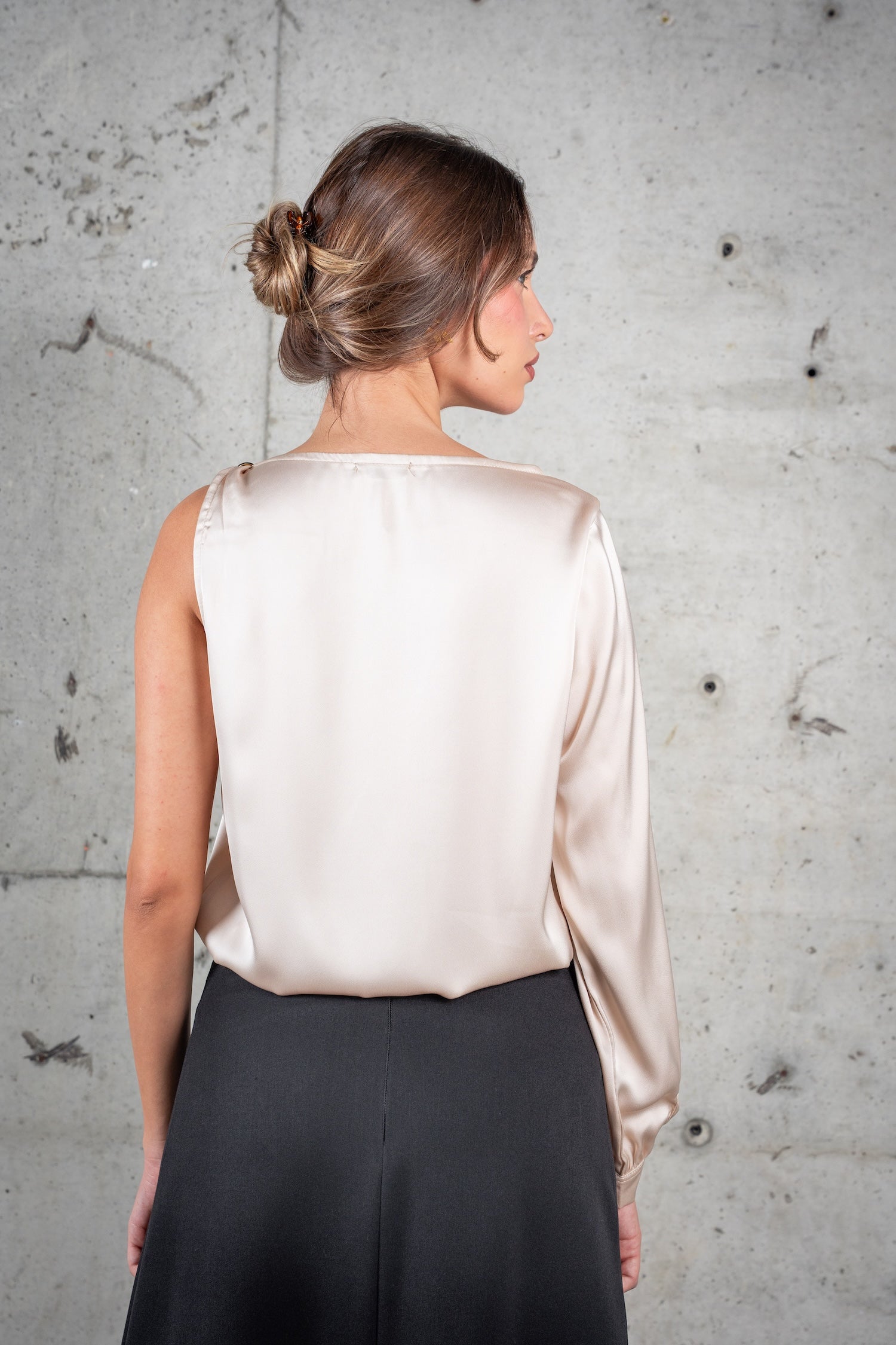 Nella One Sleeve Top-Sand