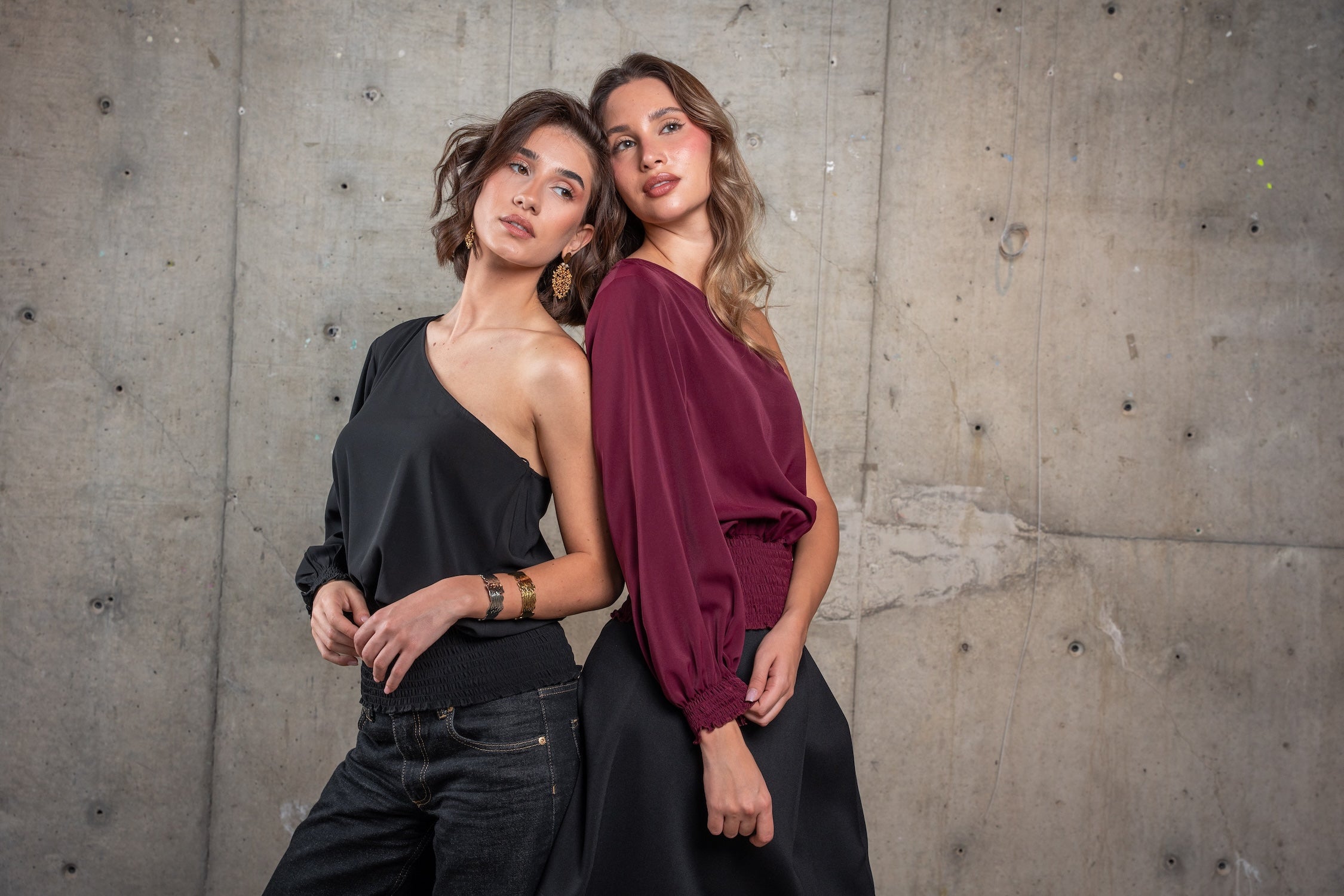 Reyna Asymmetric Top - Burgundy