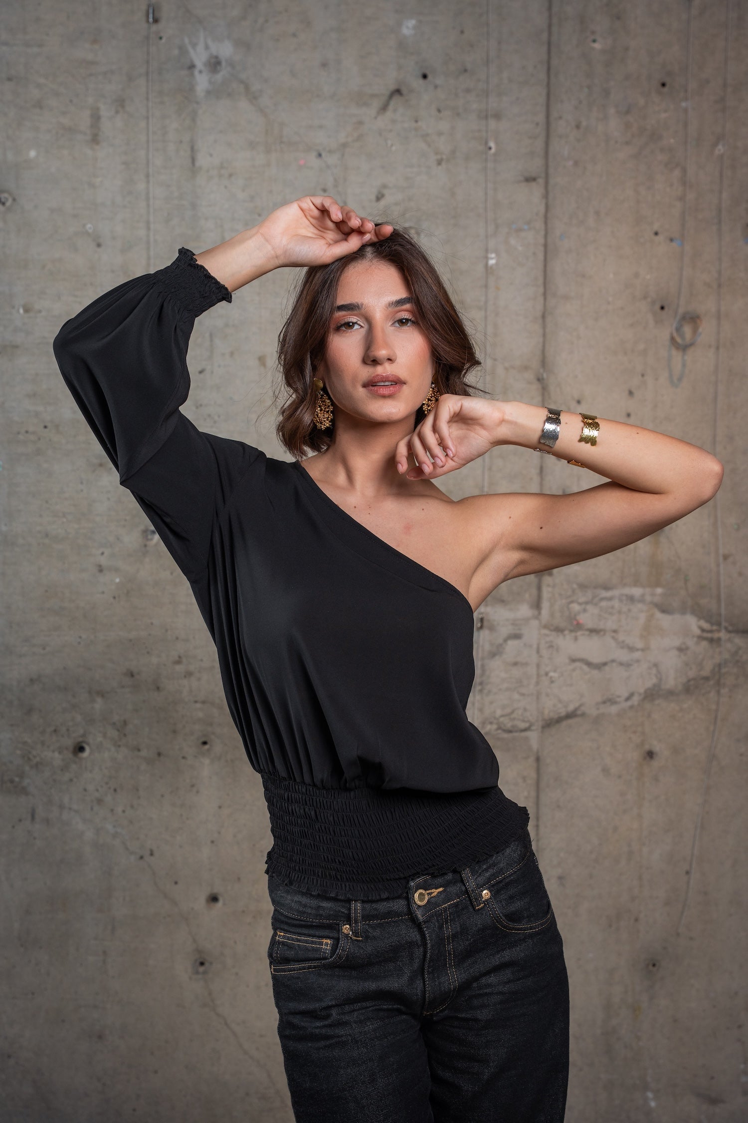 Reyna Asymmetric Top - Black