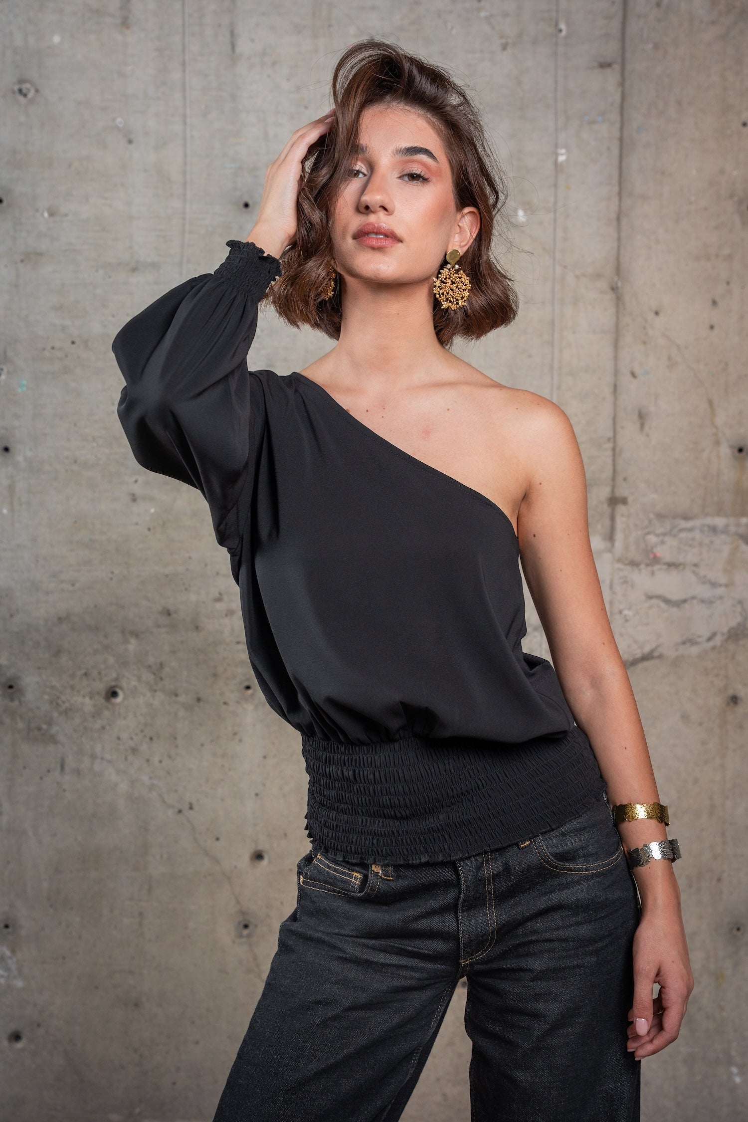 Reyna Asymmetric Top - Black