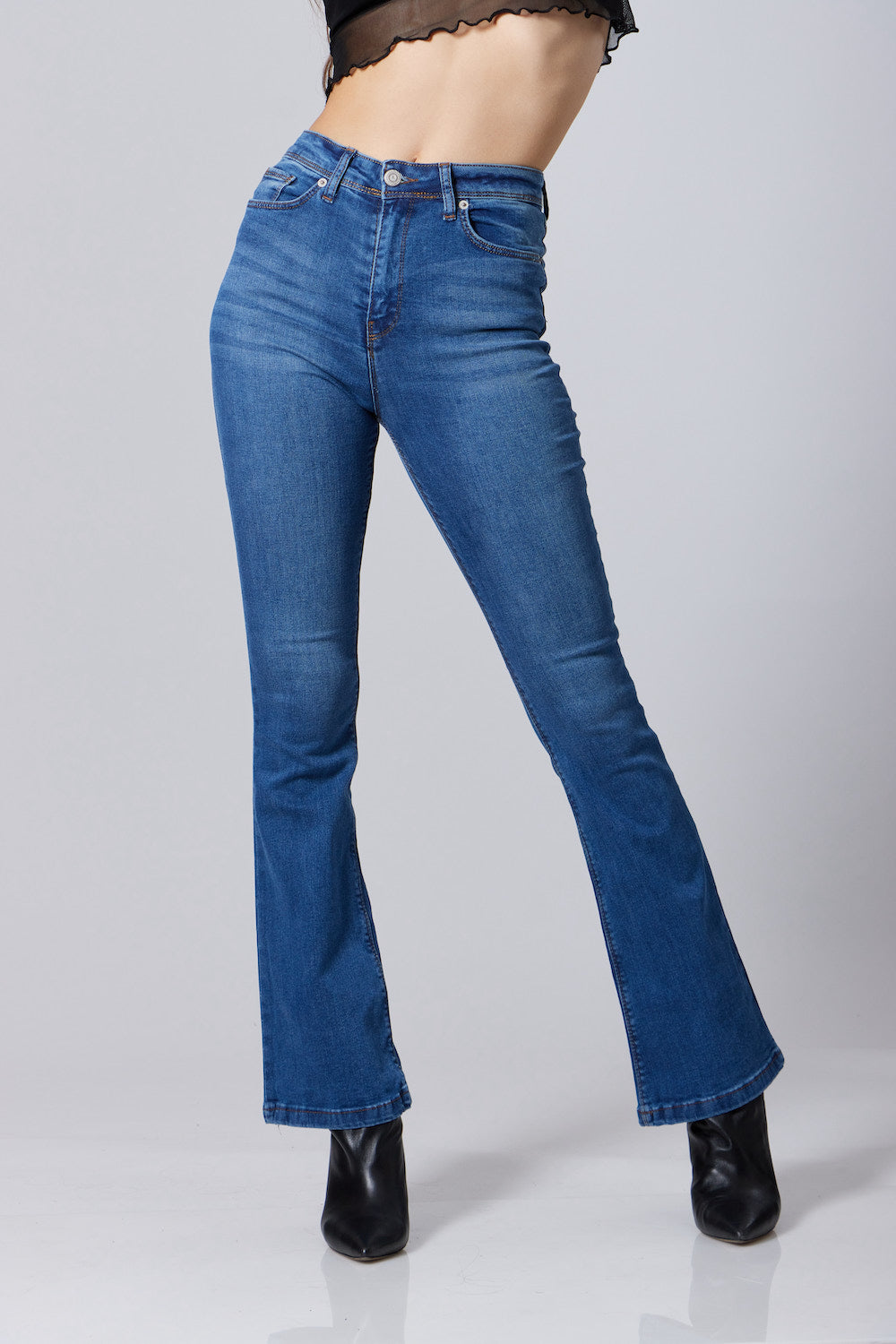 Slim Flare Jeans